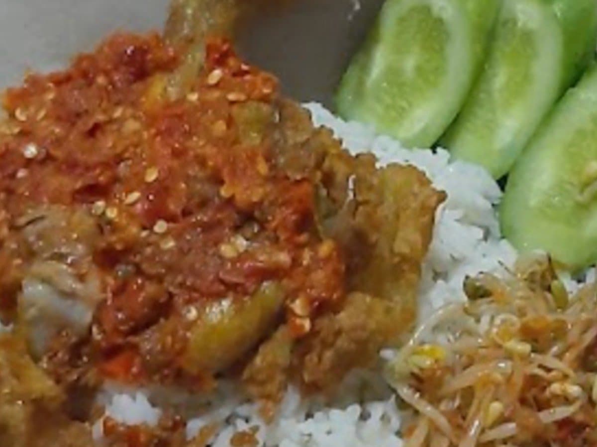 Foto Warung Lesehan Ayam Geprek