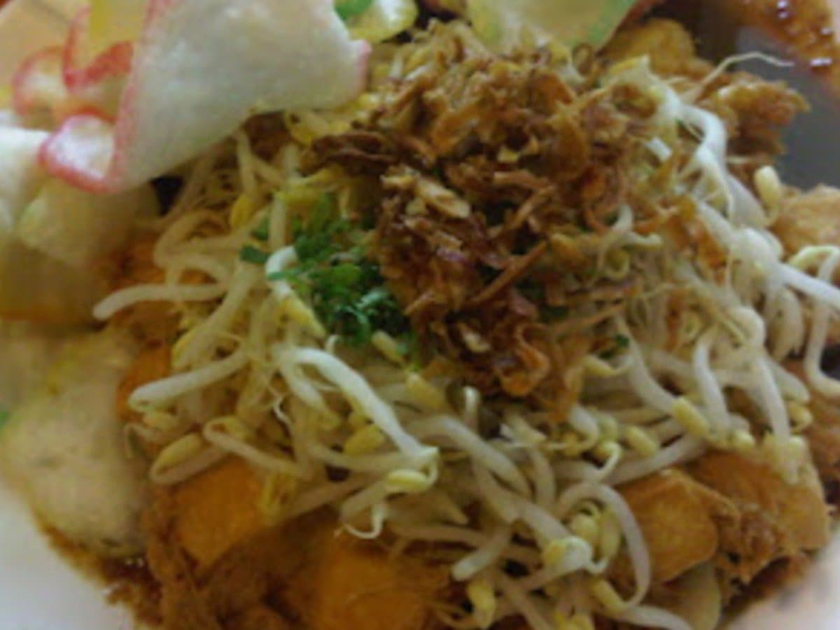 Foto Warung Soto & Sate Ibu Isah
